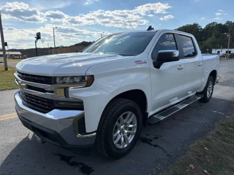 Another view of 2021 Chevrolet Silverado 1500 LT for sale in Waverly, OH at Hometown Chevrolet