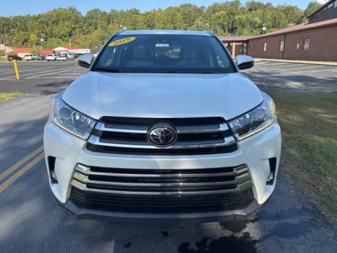 Photos of 2019 Toyota Highlander Limited for sale in Waverly, OH at Hometown Chevrolet