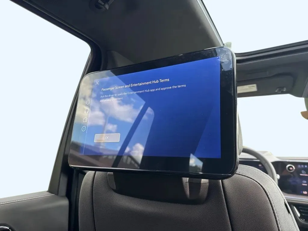 2025 Chevrolet Tahoe Premier - Photo 36