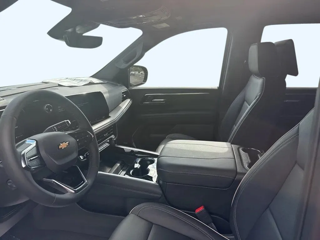 2025 Chevrolet Tahoe Premier - Photo 13