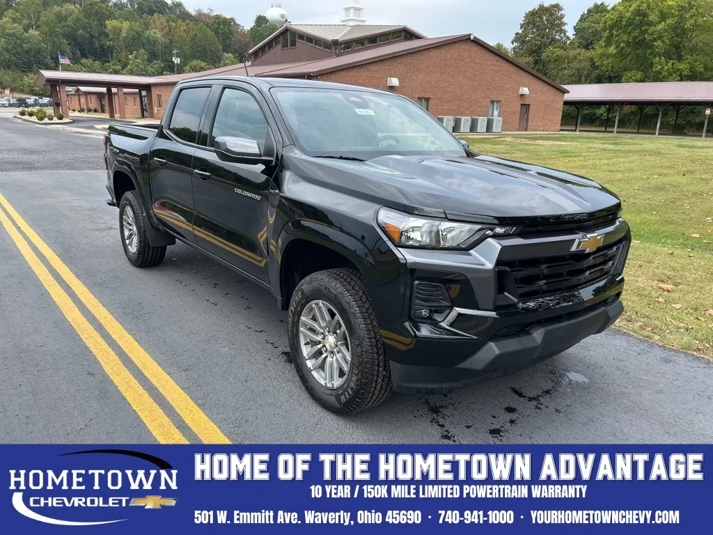 Black 2024 Chevrolet Colorado LT for sale in Waverly, OH