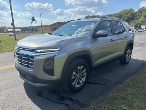 Another view of 2025 Chevrolet Equinox LT for sale in Waverly, OH at Hometown Chevrolet