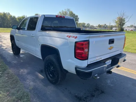 More photos of 2016 Chevrolet Silverado 1500 LT at Hometown Chevrolet, OH