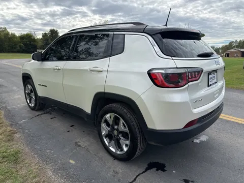 More photos of 2018 Jeep Compass Limited at Hometown Chevrolet, OH