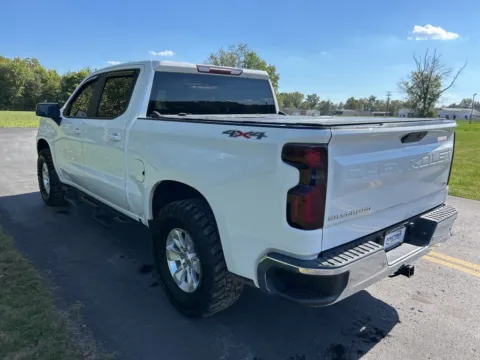 More photos of 2019 Chevrolet Silverado 1500 LT at Hometown Chevrolet, OH