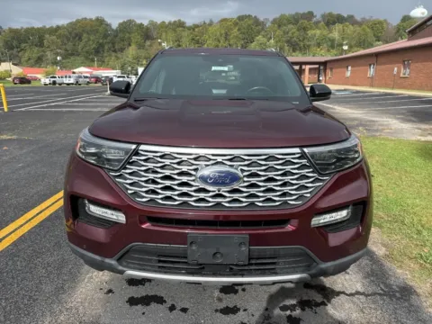 Photos of 2022 Ford Explorer Platinum for sale in Waverly, OH at Hometown Chevrolet