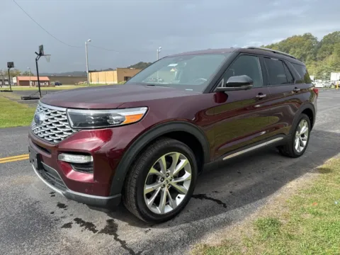 Another view of 2022 Ford Explorer Platinum for sale in Waverly, OH at Hometown Chevrolet