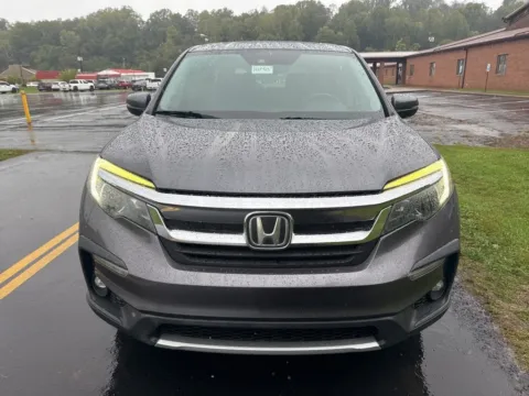 Photos of 2019 Honda Pilot EX-L for sale in Waverly, OH at Hometown Chevrolet