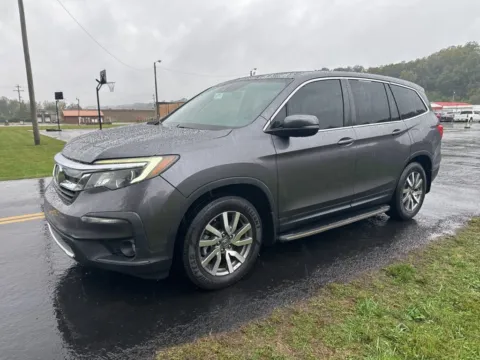 Another view of 2019 Honda Pilot EX-L for sale in Waverly, OH at Hometown Chevrolet