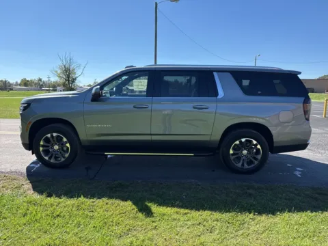 More photos of 2026 Chevrolet Suburban LT at Hometown Chevrolet, OH