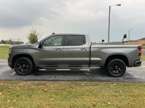 More photos of 2021 Chevrolet Silverado 1500 RST at Hometown Chevrolet, OH