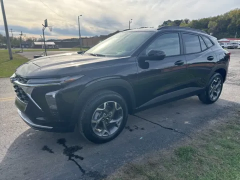 Another view of 2026 Chevrolet Trax LT for sale in Waverly, OH at Hometown Chevrolet