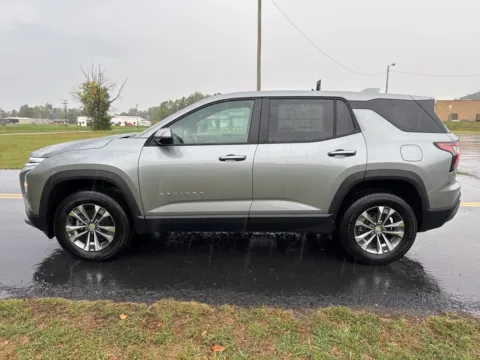 More photos of 2025 Chevrolet Equinox LT at Hometown Chevrolet, OH