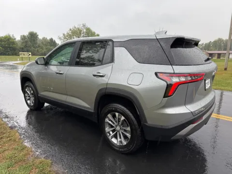 More photos of 2025 Chevrolet Equinox LT at Hometown Chevrolet, OH