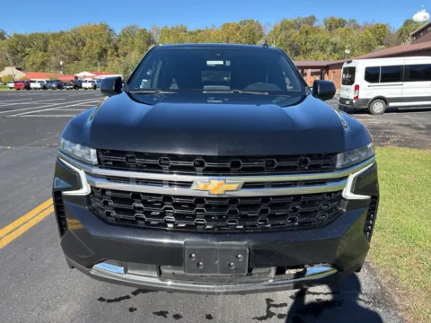 Photos of 2021 Chevrolet Suburban LS for sale in Waverly, OH at Hometown Chevrolet