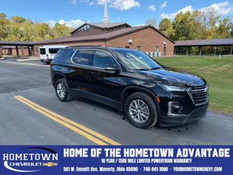 Black 2022 Chevrolet Traverse LT for sale in Waverly, OH