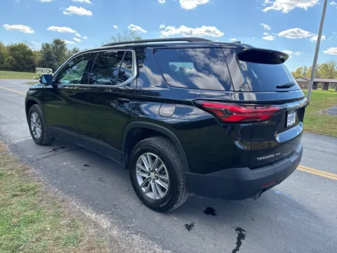 More photos of 2022 Chevrolet Traverse LT at Hometown Chevrolet, OH