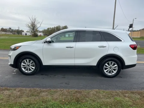 More photos of 2020 Kia Sorento LX at Hometown Chevrolet, OH