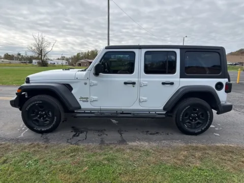 More photos of 2018 Jeep Wrangler Unlimited Sport at Hometown Chevrolet, OH
