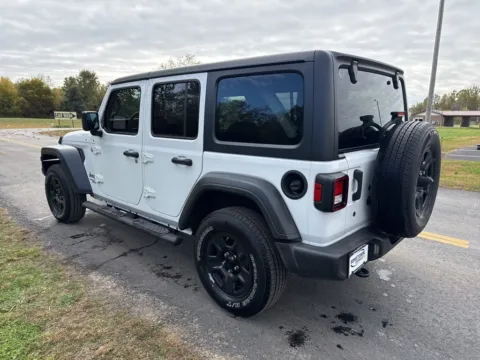 More photos of 2018 Jeep Wrangler Unlimited Sport at Hometown Chevrolet, OH