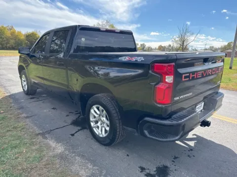 More photos of 2022 Chevrolet Silverado 1500 RST at Hometown Chevrolet, OH