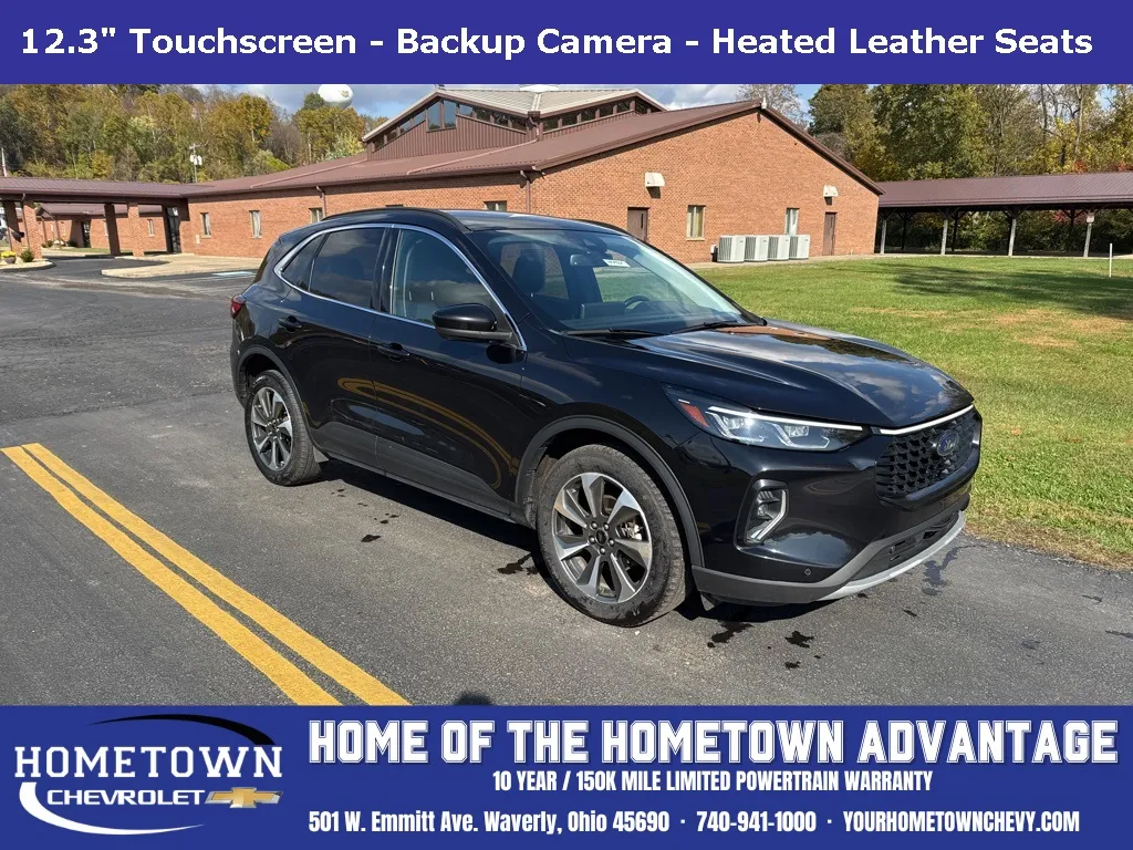 Black 2023 Ford Escape Platinum for sale in Waverly, OH