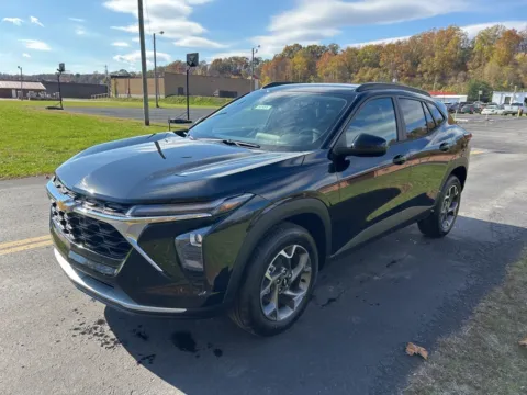 Another view of 2026 Chevrolet Trax LT for sale in Waverly, OH at Hometown Chevrolet