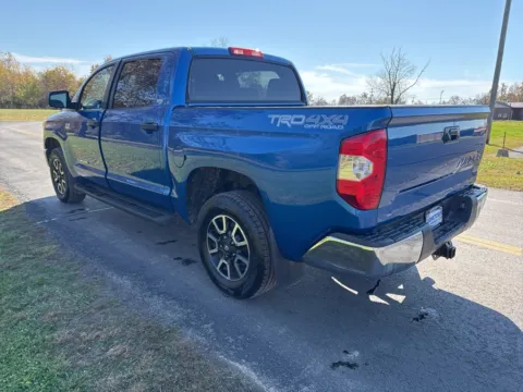 More photos of 2017 Toyota Tundra SR5 at Hometown Chevrolet, OH