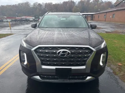 Photos of 2020 Hyundai Palisade Limited for sale in Waverly, OH at Hometown Chevrolet