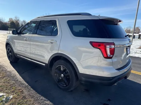 More photos of 2018 Ford Explorer XLT at Hometown Chevrolet, OH