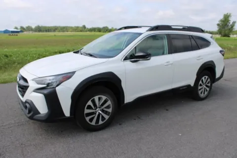 Another view of 2024 Subaru Outback Premium for sale in Waverly, OH at Hometown Chevrolet
