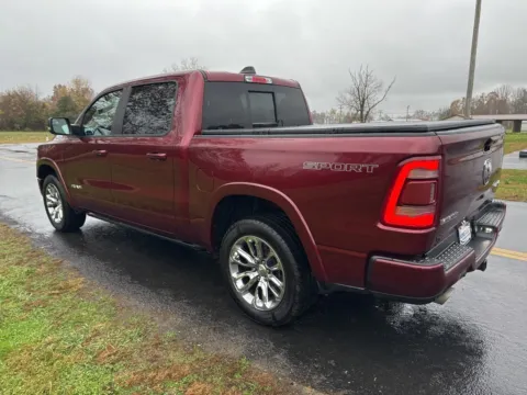 More photos of 2022 Ram 1500 Laramie at Hometown Chevrolet, OH