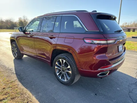 More photos of 2023 Jeep Grand Cherokee Overland at Hometown Chevrolet, OH