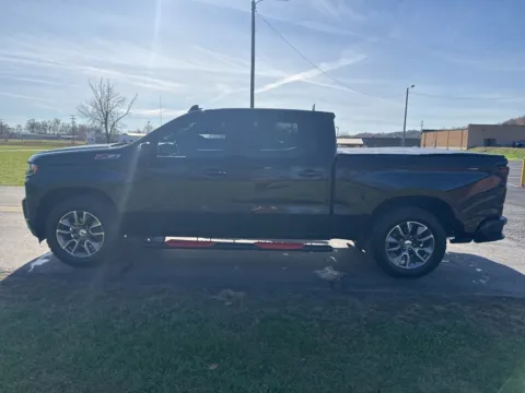 More photos of 2020 Chevrolet Silverado 1500 RST at Hometown Chevrolet, OH