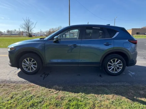 More photos of 2022 Mazda CX-5 2.5 S Preferred Package at Hometown Chevrolet, OH