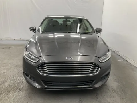 Photos of 2016 Ford Fusion SE for sale in Ironton, OH at Ironton Automotive