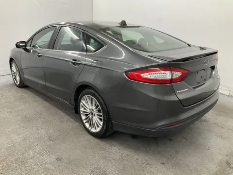 More photos of 2016 Ford Fusion SE at Ironton Automotive, OH