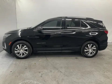 More photos of 2022 Chevrolet Equinox Premier at Ironton Automotive, OH