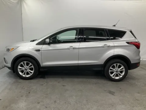 More photos of 2019 Ford Escape SE at Ironton Automotive, OH