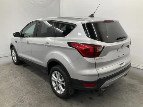More photos of 2019 Ford Escape SE at Ironton Automotive, OH