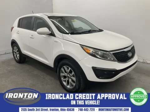 White 2016 Kia Sportage LX for sale in Ironton, OH