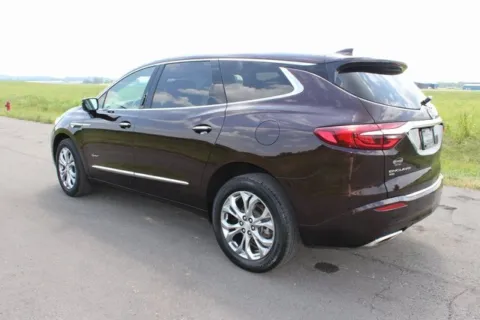 More photos of 2021 Buick Enclave Avenir at Ironton Automotive, OH