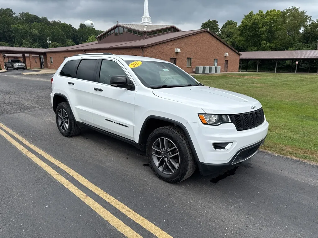 2017 Jeep Grand Cherokee Limited for sale in Ironton, OH