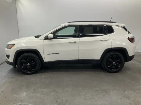 More photos of 2019 Jeep Compass Latitude at Ironton Automotive, OH