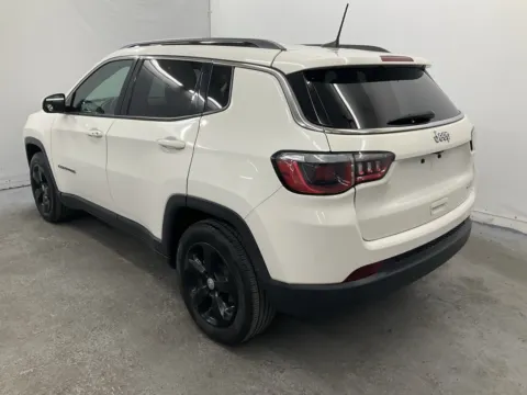 More photos of 2019 Jeep Compass Latitude at Ironton Automotive, OH