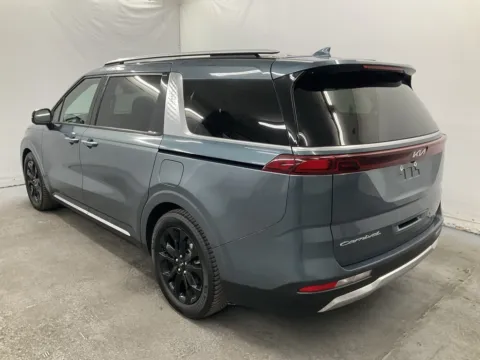 More photos of 2022 Kia Carnival SX Prestige at Ironton Automotive, OH
