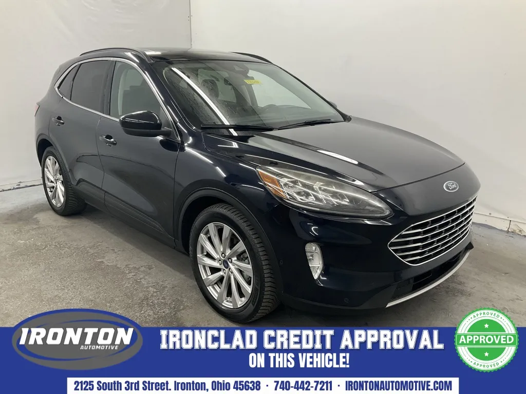 Blue 2021 Ford Escape Titanium Hybrid for sale in Ironton, OH