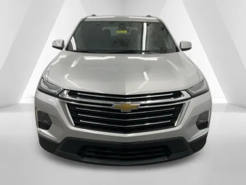 Photos of 2022 Chevrolet Traverse LT for sale in Ironton, OH at Ironton Automotive