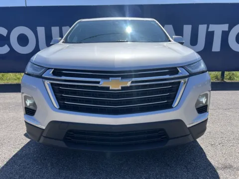 Photos of 2022 Chevrolet Traverse LT for sale in Ironton, OH at Ironton Automotive