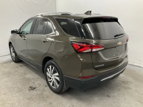 More photos of 2023 Chevrolet Equinox Premier at Ironton Automotive, OH